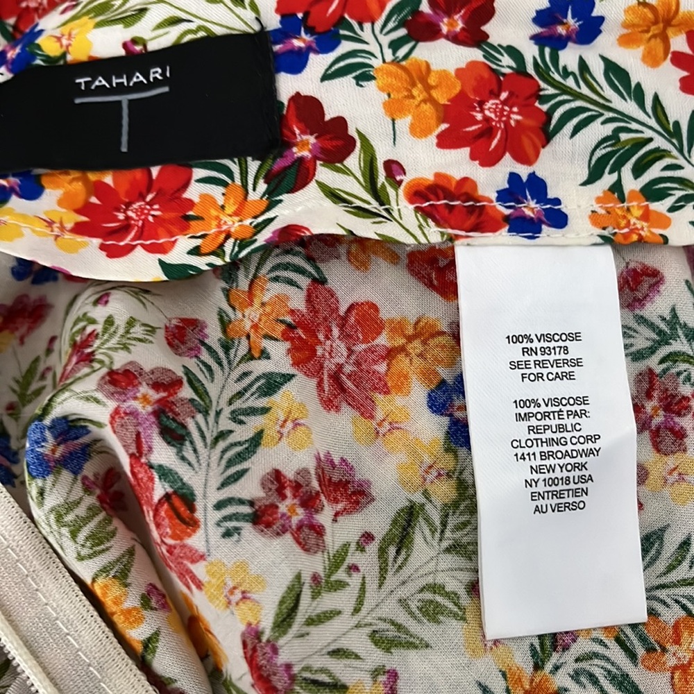 Tahari Floral viscose maxi dress - Picture 12 of 12